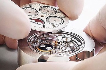 沈阳江诗丹顿手表换原装电池